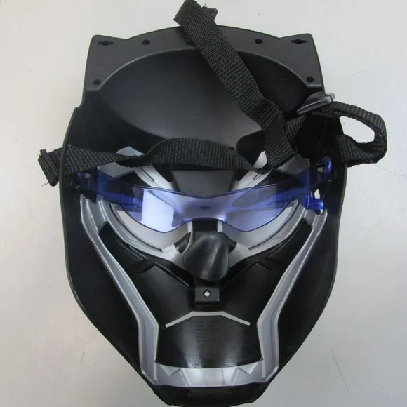 THE BLACK PANTHER LIGHT UP ELECTRONIC MASK Hasbro marvel - Picture 2 of 7